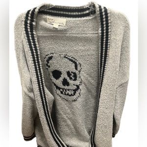 Vintage Havana open cardigan with skill design. Size large. Grey.